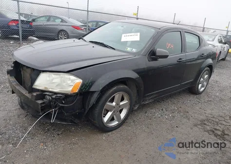 2011 Dodge Avenger Mainstreet z USA, uszkodzony, nr VIN 1B3BD1FB6BN561161